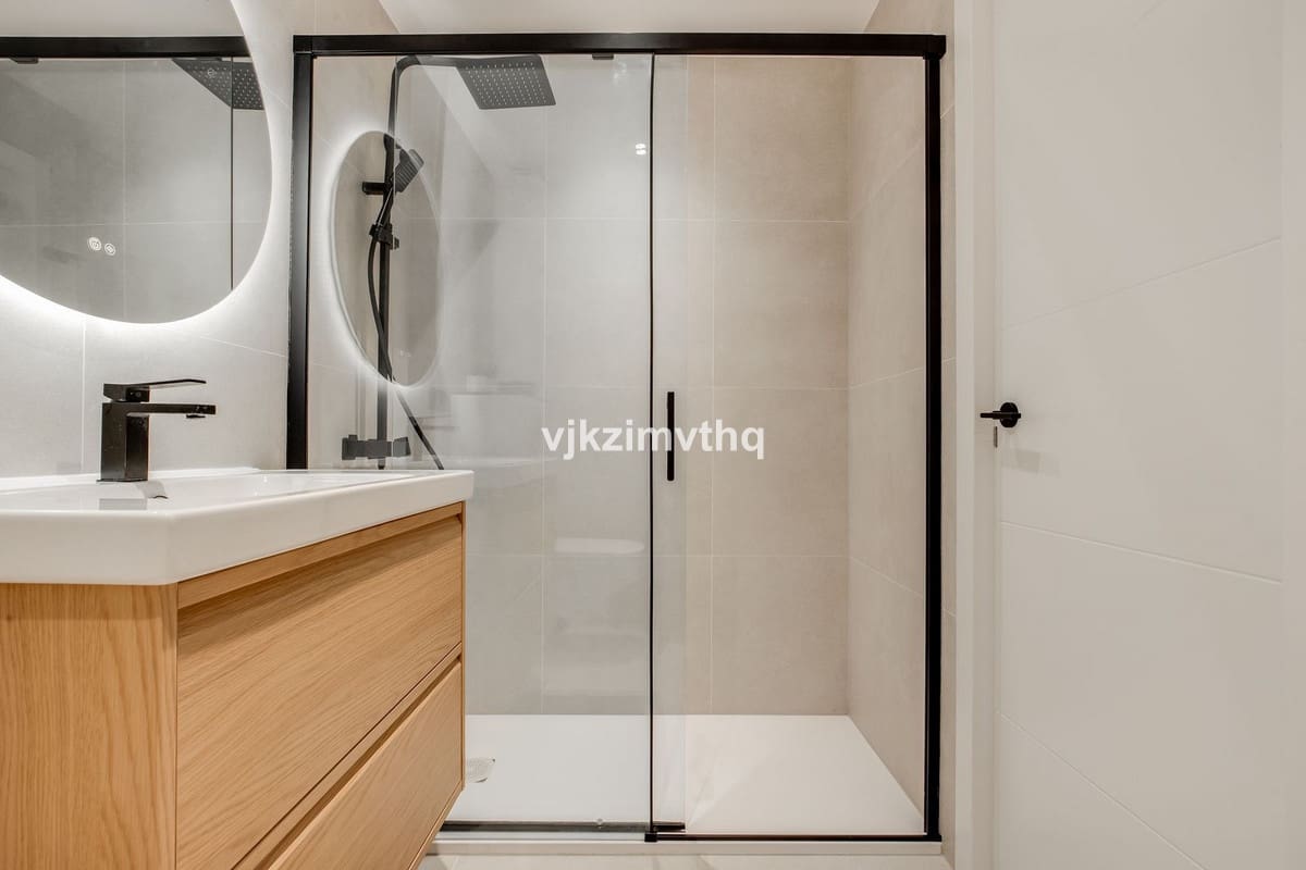 3 soveværelse Semi-Rækkehus til salg i Benalmadena - € 490.000 (Ref: 9479759)