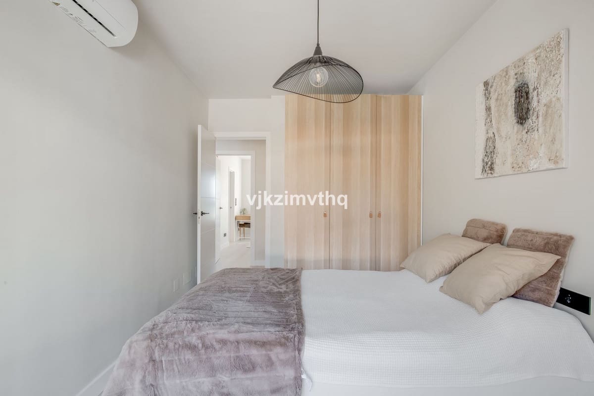 3 soveværelse Semi-Rækkehus til salg i Benalmadena - € 490.000 (Ref: 9479759)