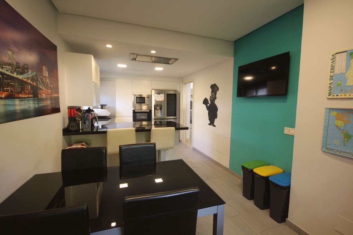 Pareado de 3 habitaciones en Riviera del Sol en venta - 490.000 € (Ref: 9479760)