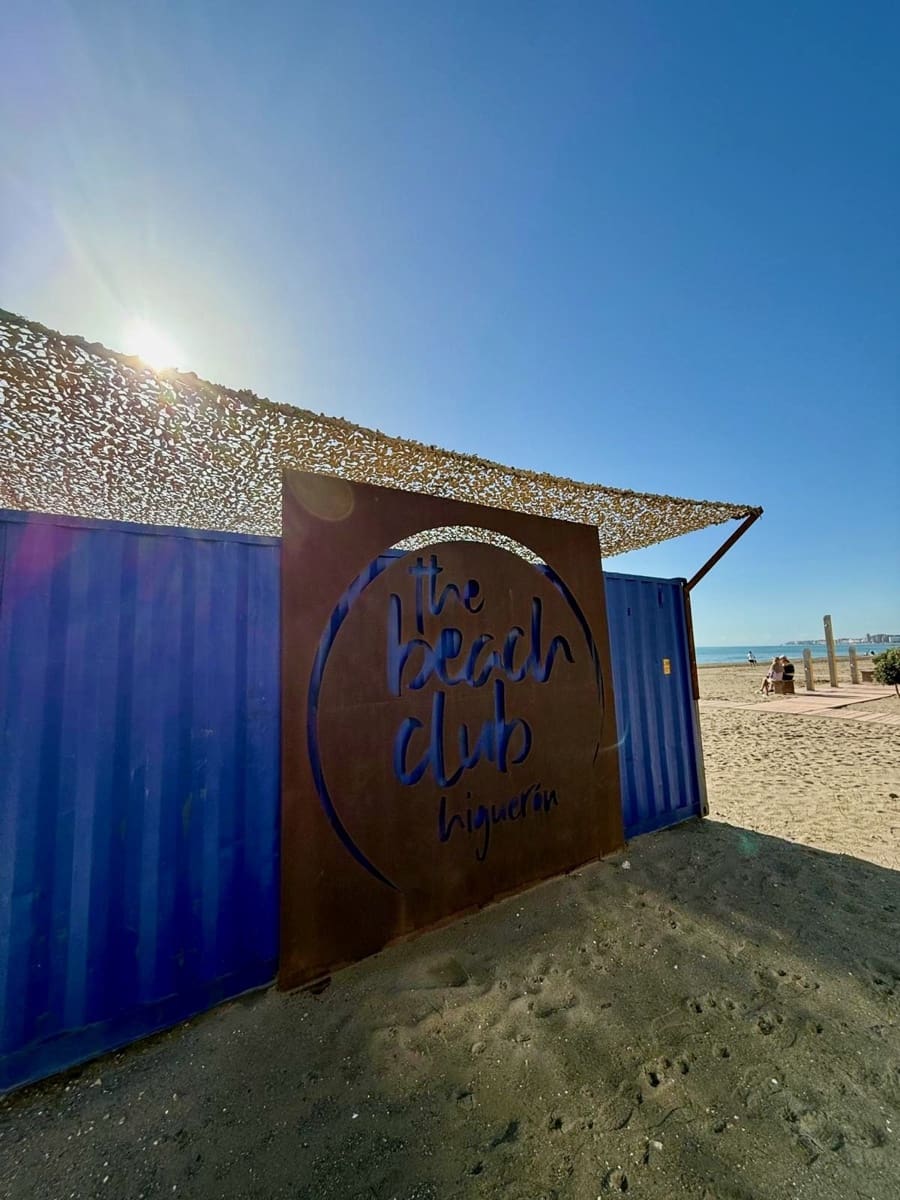 2 bedroom Apartment for sale in Fuengirola with pool garage - € 495,000 (Ref: 9479769)