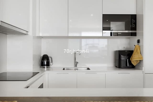 2 sypialnia Apartament na sprzedaż w Centro, Estepona z basenem garażem - 495 000 € (Ref: 9479770)