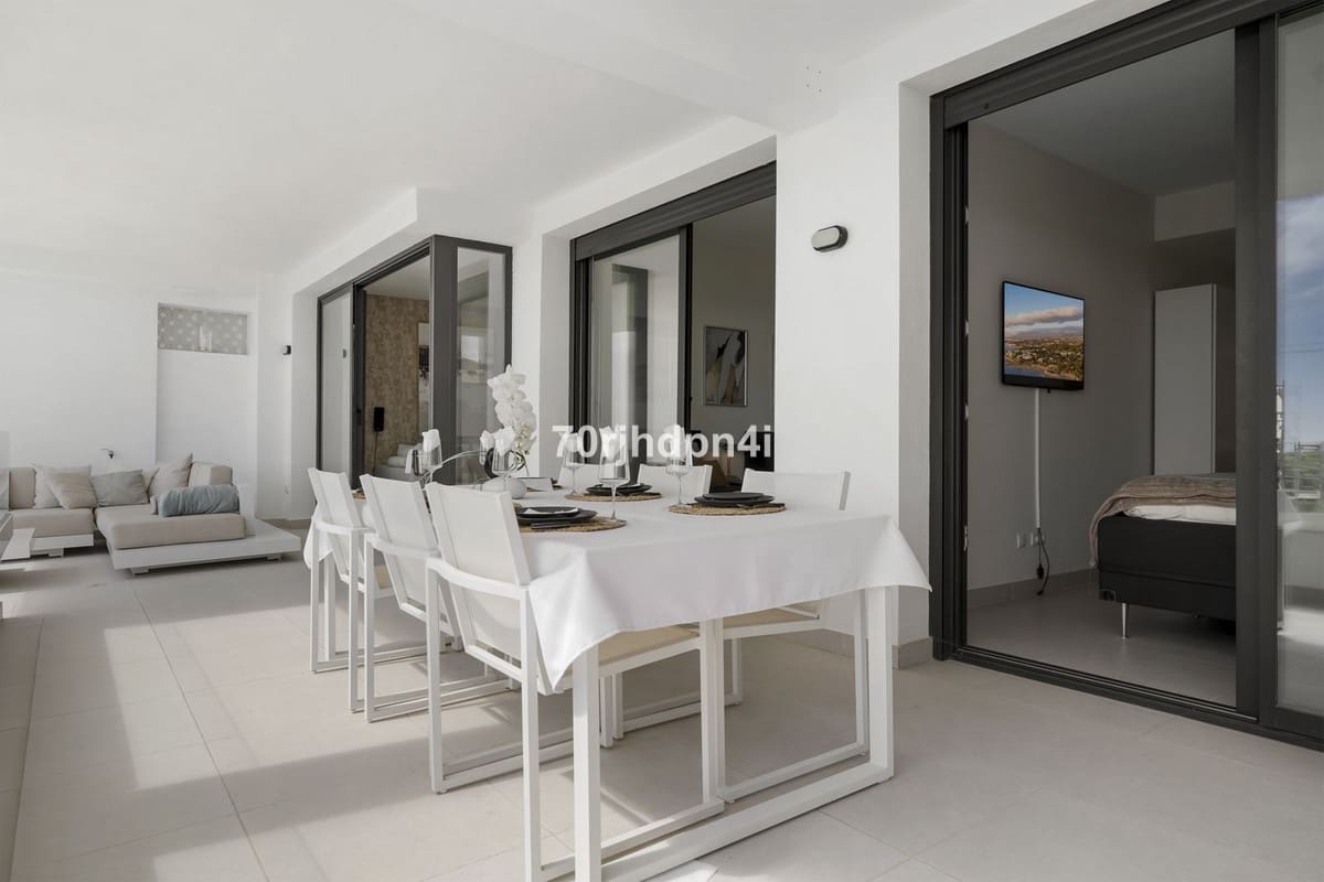 2 sypialnia Apartament na sprzedaż w Estepona z basenem garażem - 495 000 € (Ref: 9479770)