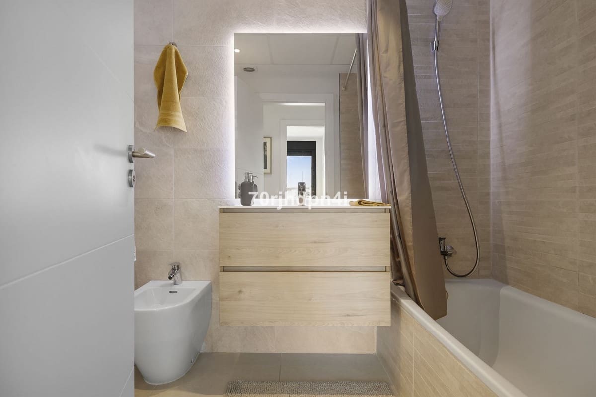 2 sypialnia Apartament na sprzedaż w Estepona z basenem garażem - 495 000 € (Ref: 9479770)