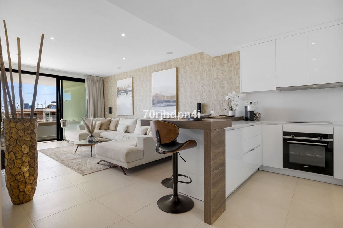 2 sypialnia Apartament na sprzedaż w Estepona z basenem garażem - 495 000 € (Ref: 9479770)