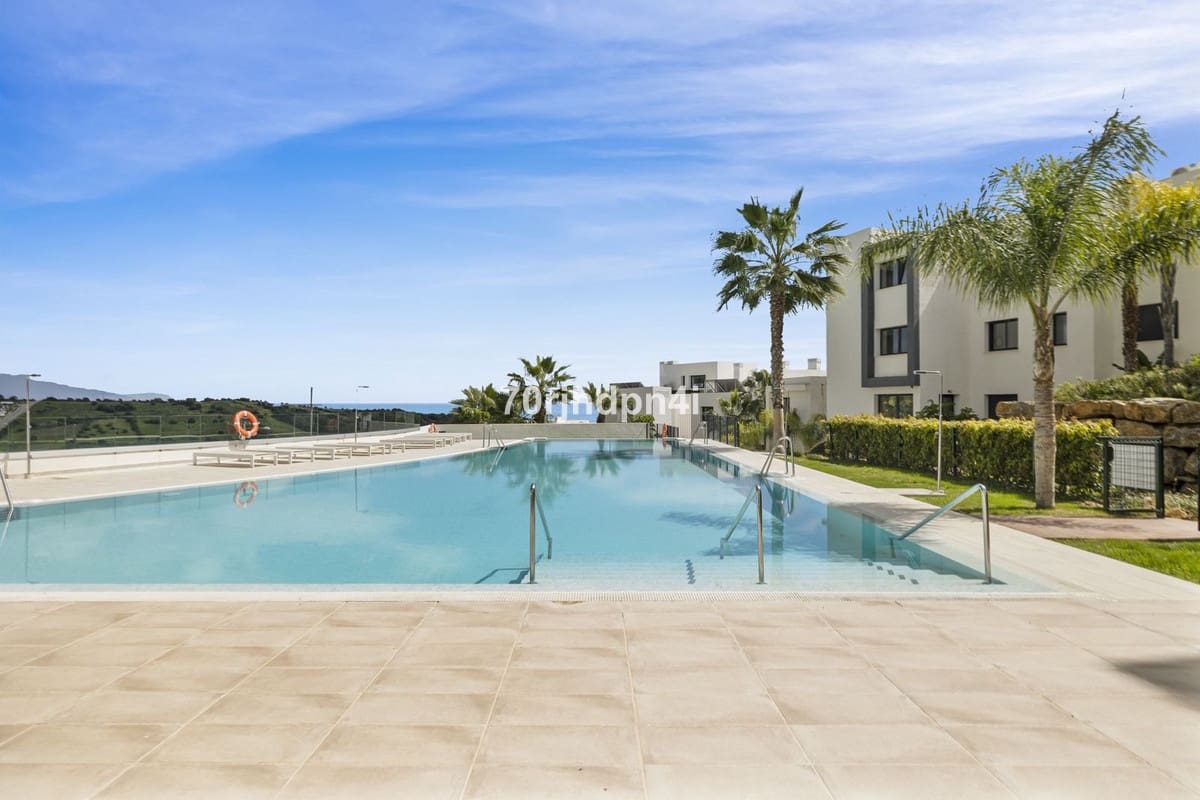 2 sypialnia Apartament na sprzedaż w Estepona z basenem garażem - 495 000 € (Ref: 9479770)