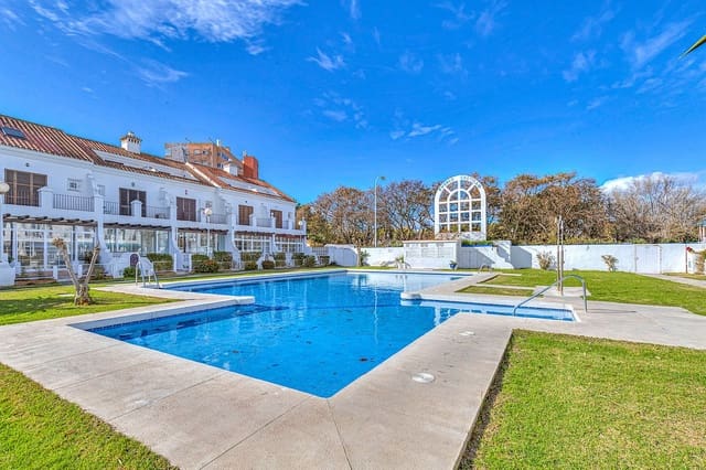 3 soveværelse Lejlighed til salg i Centro ciudad, Fuengirola med swimmingpool - € 495.000 (Ref: 9479771)