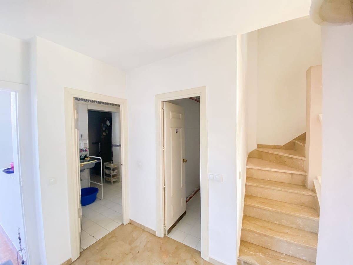 Casa de 3 habitaciones en Nueva Andalucia en venta con piscina garaje - 495.000 € (Ref: 9479779)