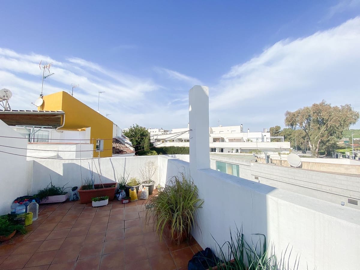 Casa de 3 habitaciones en Nueva Andalucia en venta con piscina garaje - 495.000 € (Ref: 9479779)