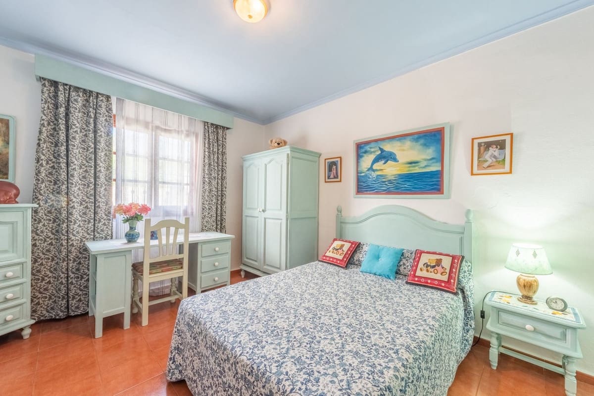 Apartamento de 3 habitaciones en Benahavís en venta - 499.000 € (Ref: 9479787)