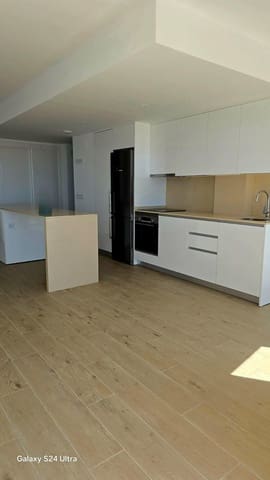 Apartamento de 3 habitaciones en Centro, Estepona en venta con piscina - 499.000 € (Ref: 9479789)
