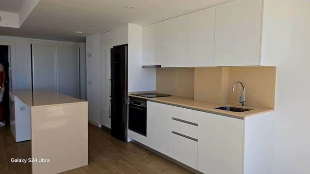 Apartamento de 3 habitaciones en Centro, Estepona en venta con piscina - 499.000 € (Ref: 9479789)