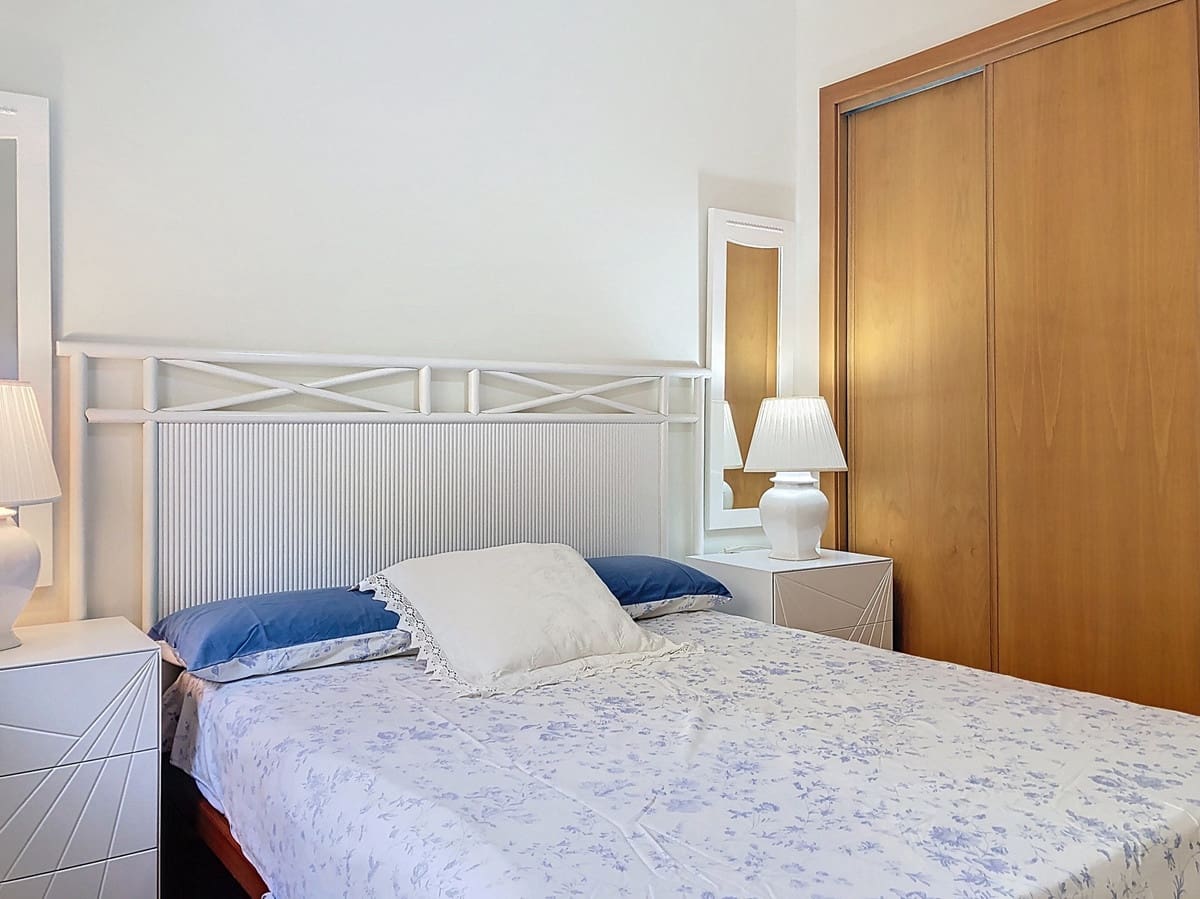 3 Zimmer Apartment zu verkaufen in Estepona mit Pool - 499.000 € (Ref: 9479790)