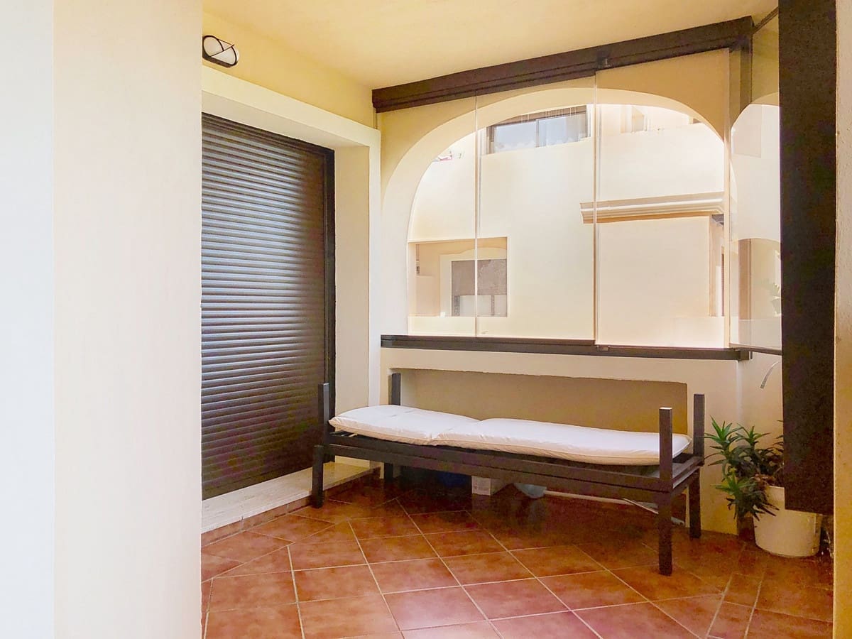 3 Zimmer Apartment zu verkaufen in Estepona mit Pool - 499.000 € (Ref: 9479790)