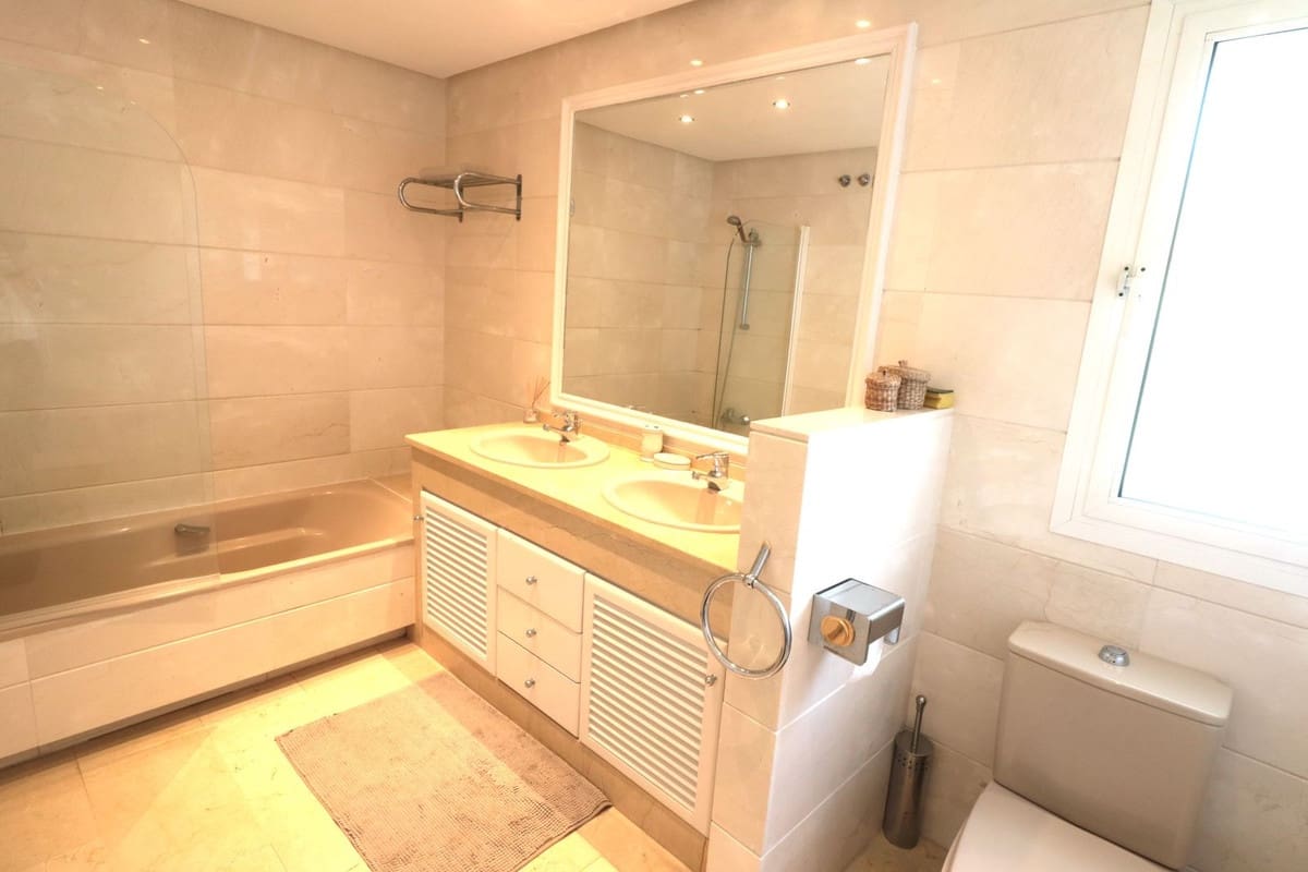 2 bedroom Apartment for sale in Cancelada with pool - € 499,000 (Ref: 9479791)