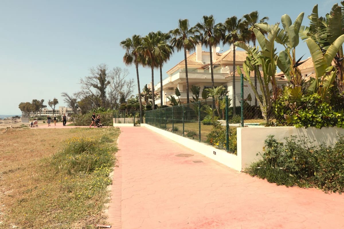 2 bedroom Apartment for sale in Cancelada with pool - € 499,000 (Ref: 9479791)