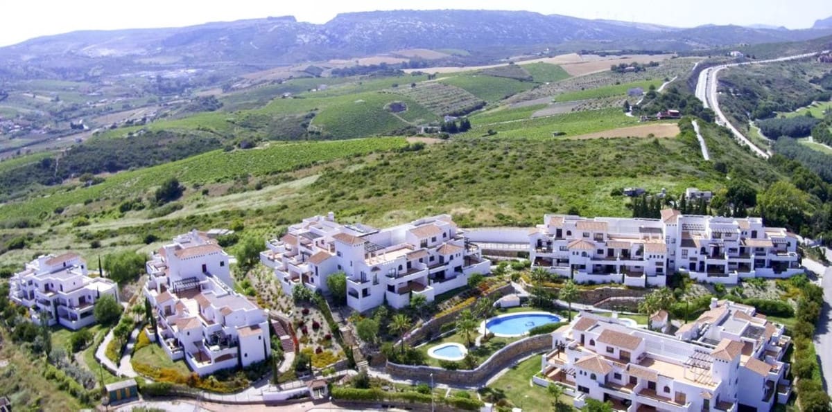 2 bedroom Penthouse for sale in Bahia de Casares with pool - € 499,000 (Ref: 9479793)