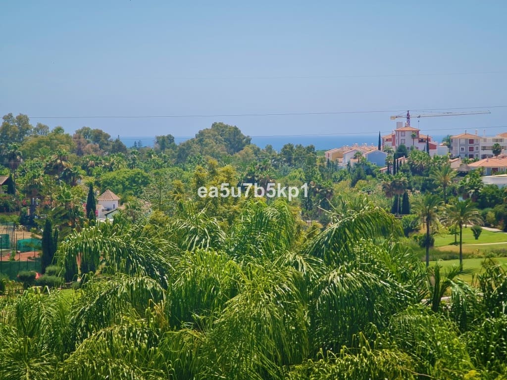 2 bedroom Penthouse for sale in Atalaya-Isdabe with pool - € 499,000 (Ref: 9479795)