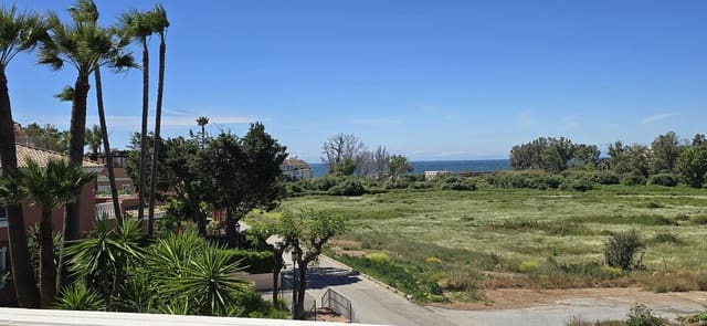 2 bedroom Penthouse for sale in Centro, Estepona - € 499,000 (Ref: 9479796)