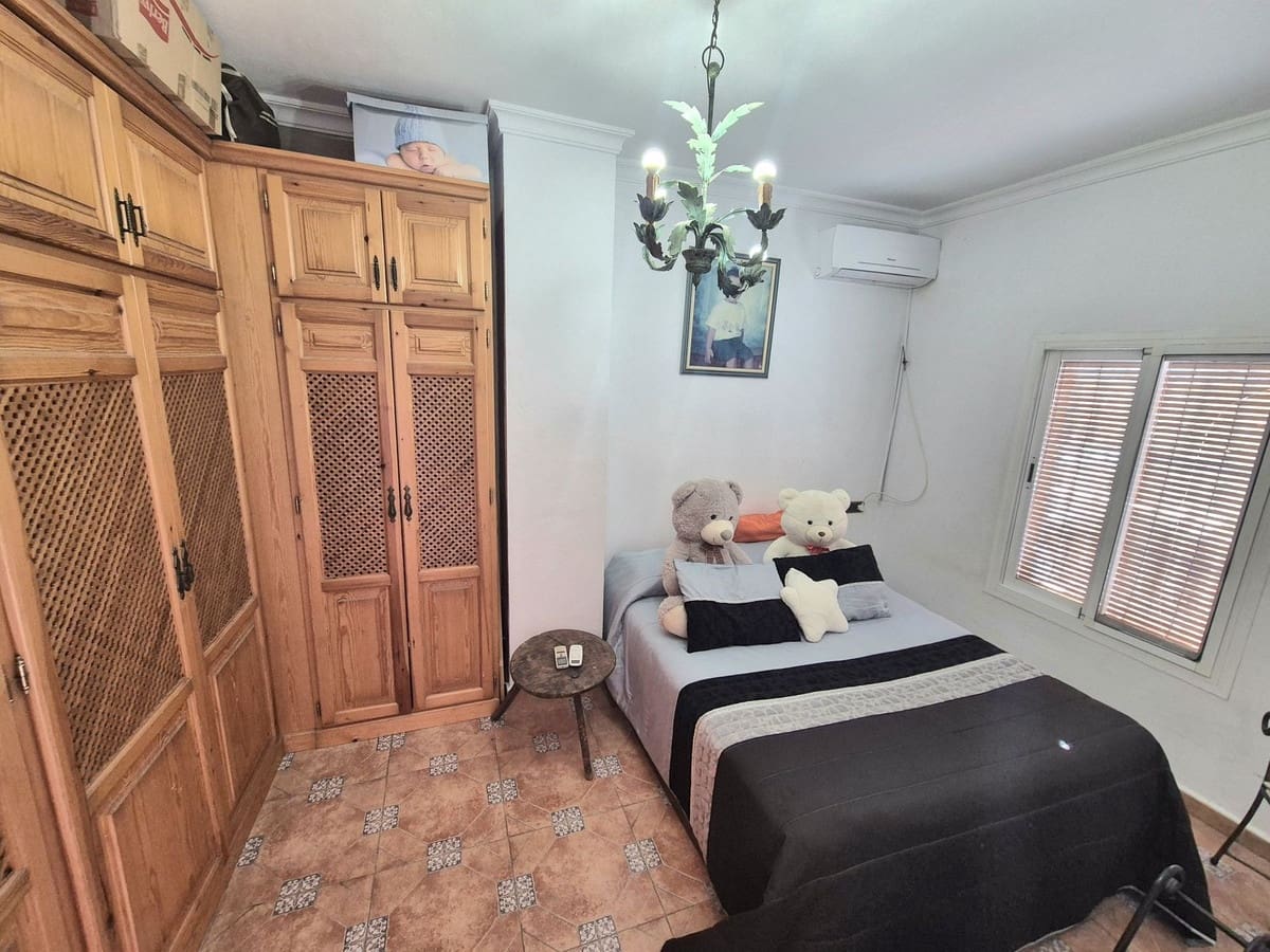 4 bedroom Semi-detached Villa for sale in Alhaurin el Grande with pool garage - € 499,000 (Ref: 9479797)