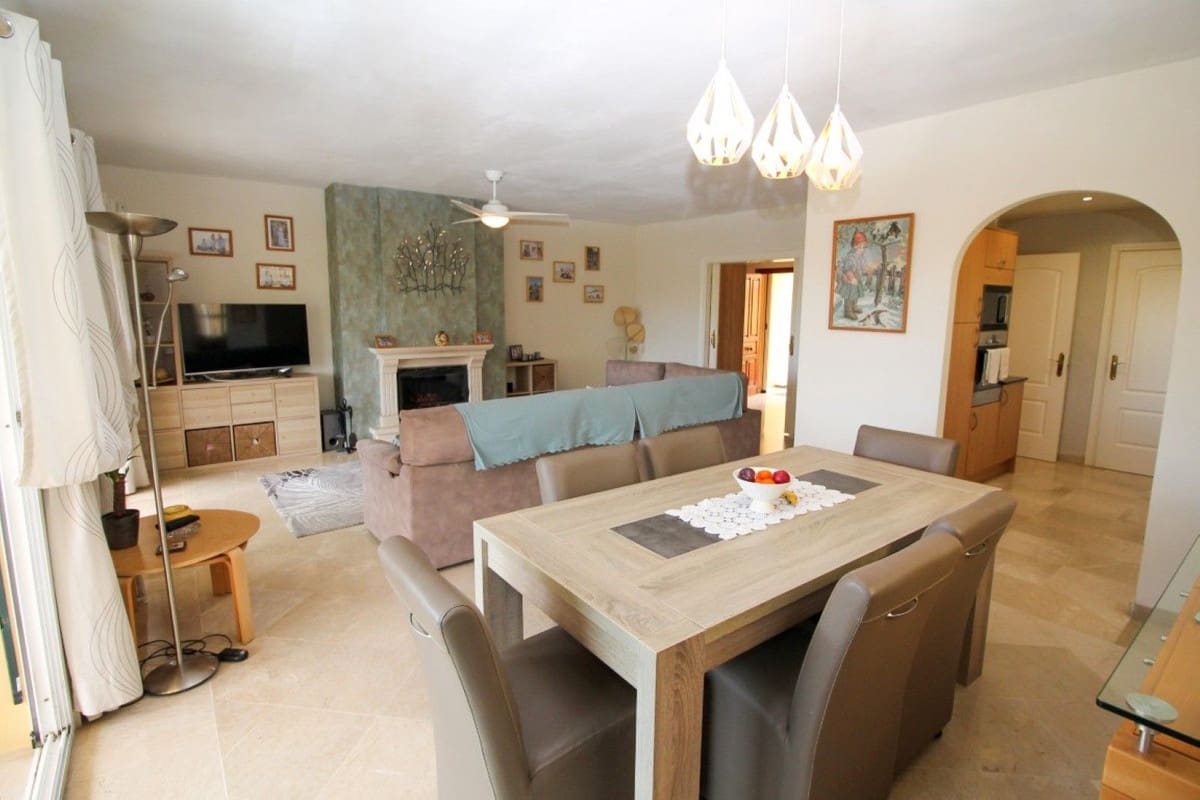 Casa de 3 habitaciones en Riviera del Sol en venta con piscina - 499.500 € (Ref: 9479802)