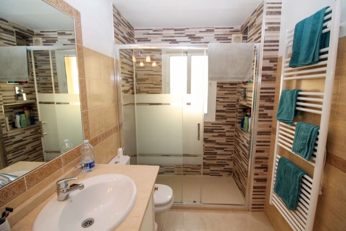 Casa de 3 habitaciones en Riviera del Sol en venta con piscina - 499.500 € (Ref: 9479802)