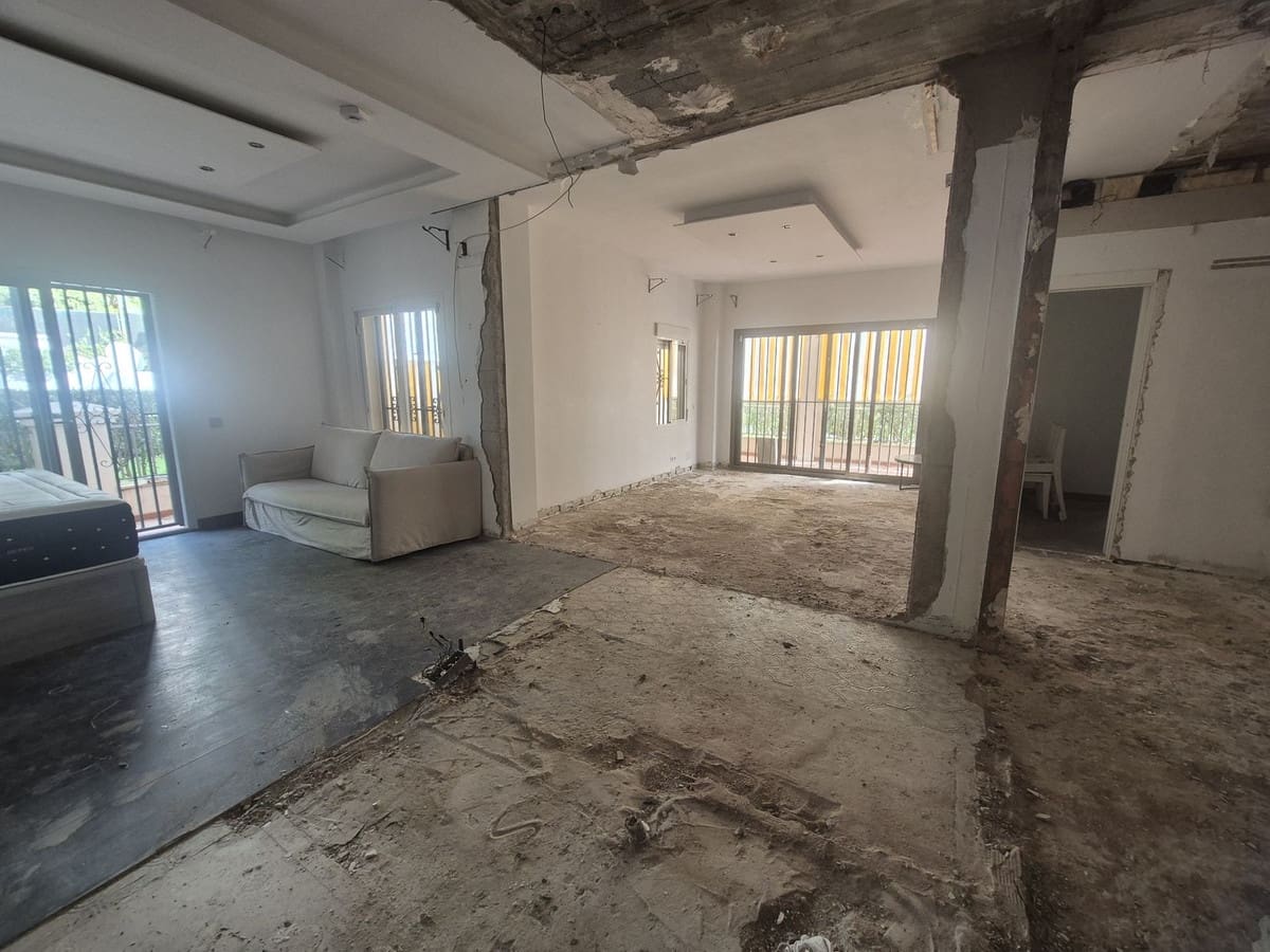 2 bedroom Apartment for sale in Puerto Banus with pool - € 510,000 (Ref: 9479812)