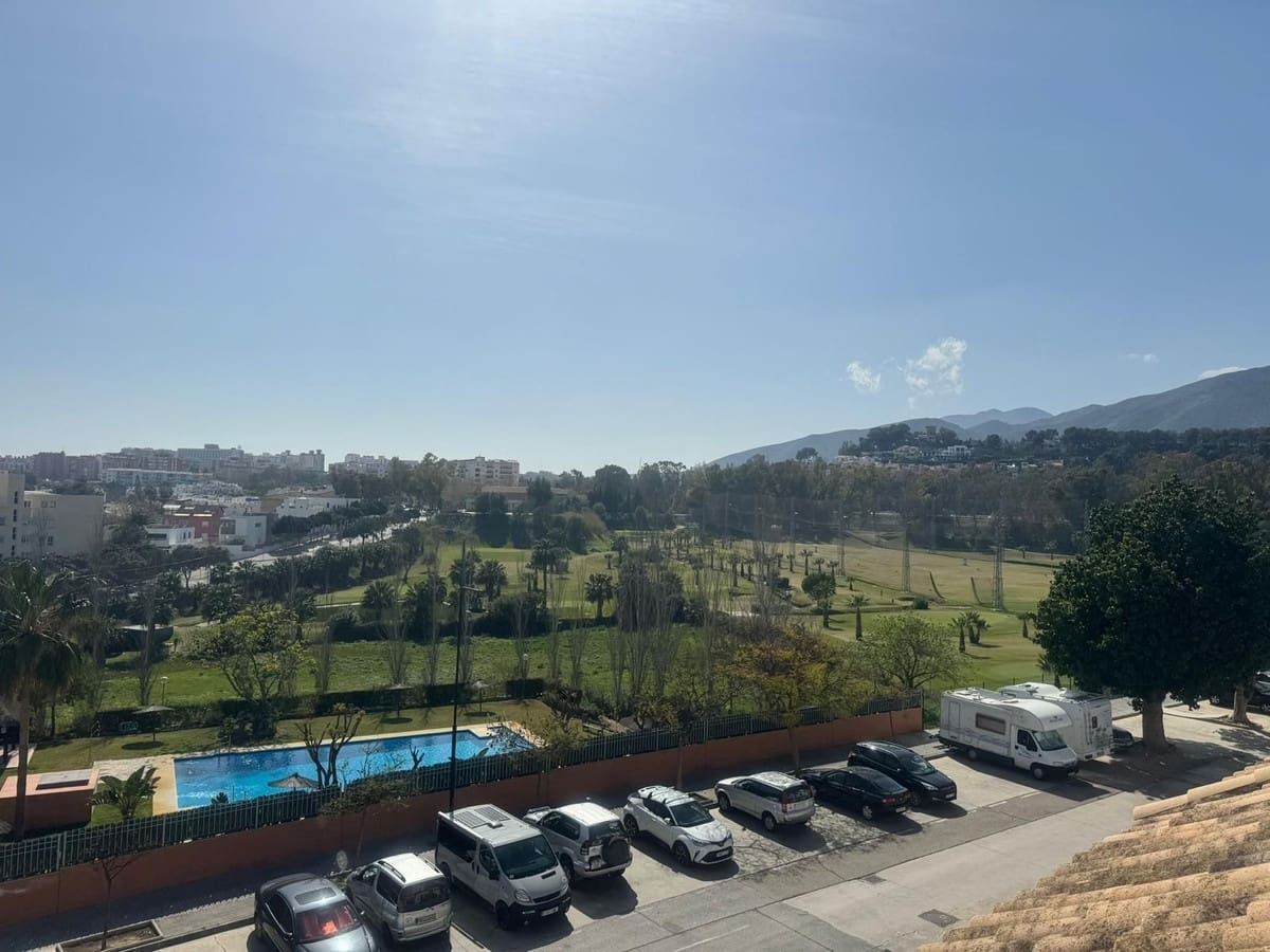 3 bedroom Semi-detached Villa for sale in Torremolinos - € 519,000 (Ref: 9479818)