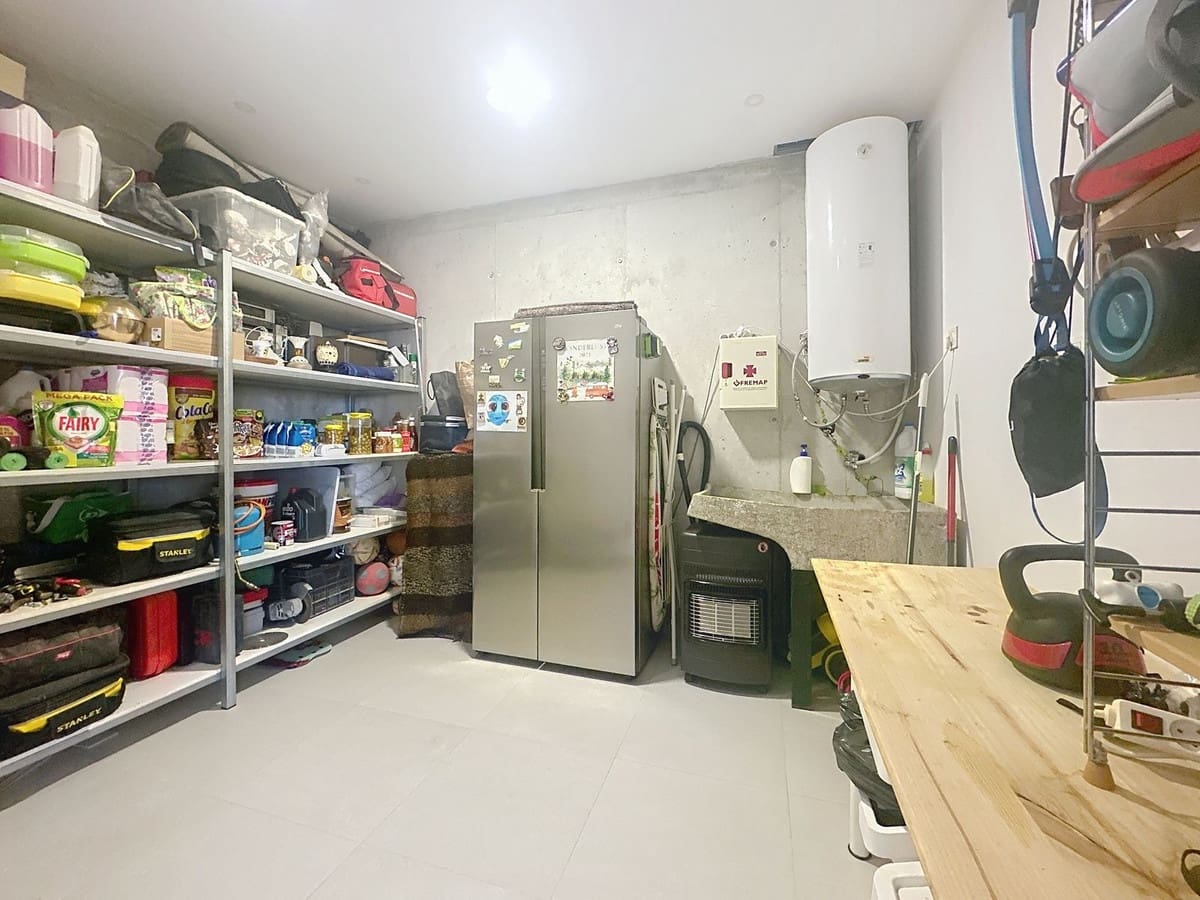 5 bedroom Villa for sale in Alhaurin el Grande with pool - € 520,000 (Ref: 9479820)