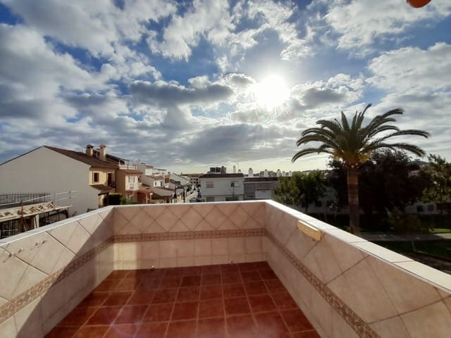 3 soverom Hus til salgs i Las Flores, Mijas med garasje - € 520 000 (Ref: 9479821)