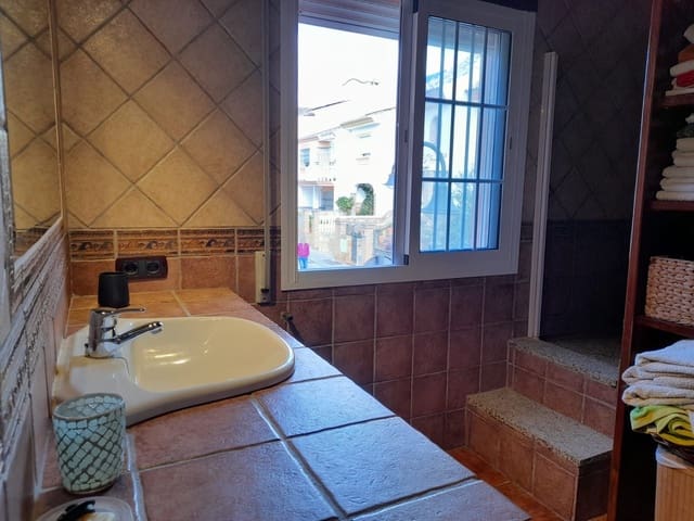 3 soverom Hus til salgs i Las Flores, Mijas med garasje - € 520 000 (Ref: 9479821)