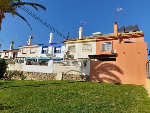 3 soverom Hus til salgs i Las Flores, Mijas med garasje - € 520 000 (Ref: 9479821)