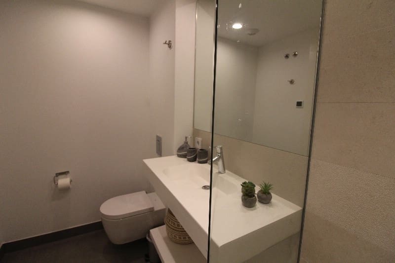 2 bedroom Apartment for sale in Fuengirola with pool garage - € 525,000 (Ref: 9479825)