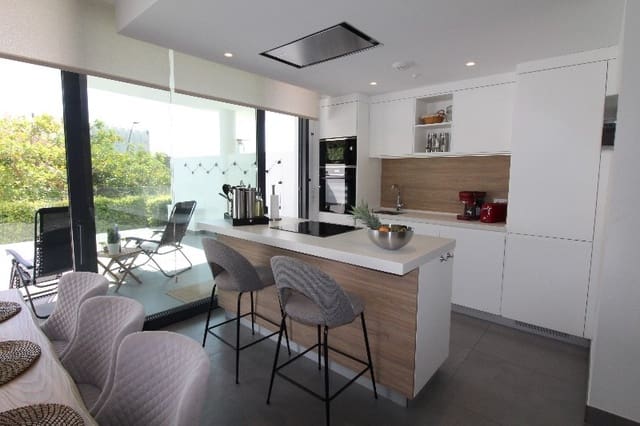 2 bedroom Apartment for sale in Centro ciudad, Fuengirola with pool garage - € 525,000 (Ref: 9479825)