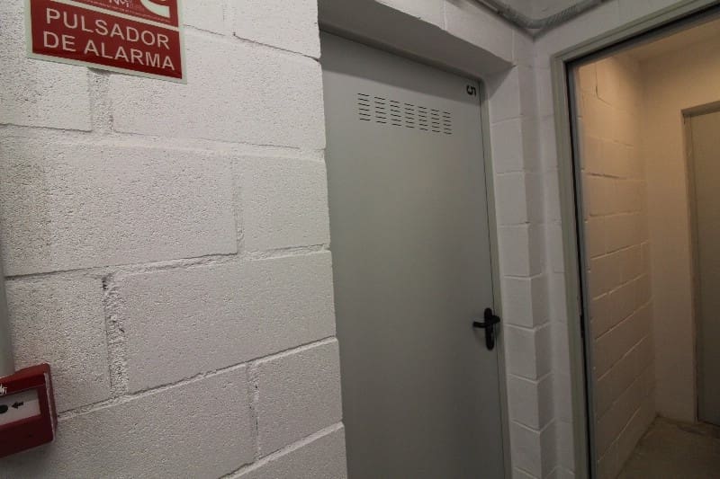 2 bedroom Apartment for sale in Fuengirola with pool garage - € 525,000 (Ref: 9479825)