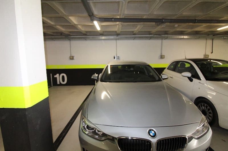 2 bedroom Apartment for sale in Fuengirola with pool garage - € 525,000 (Ref: 9479825)