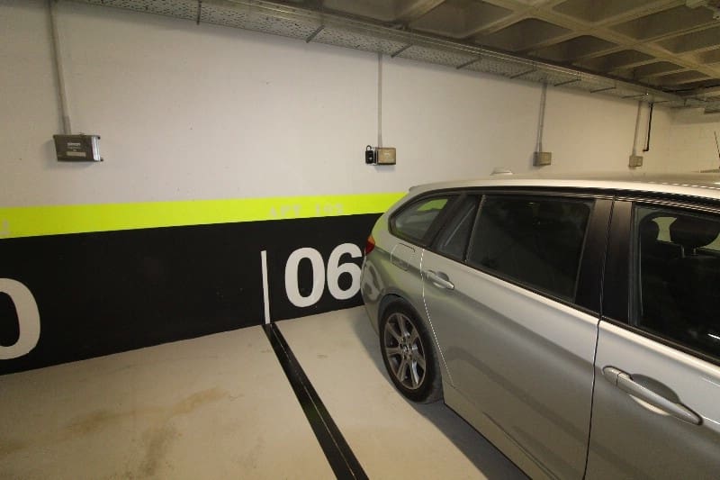 2 bedroom Apartment for sale in Fuengirola with pool garage - € 525,000 (Ref: 9479825)