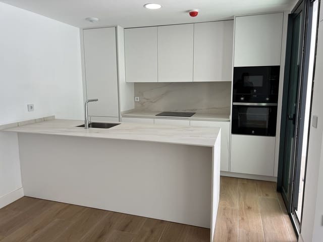 3 makuuhuone Huoneisto myytävänä paikassa Centro ciudad, Fuengirola mukana uima-altaan - 525 000 € (Ref: 9479826)
