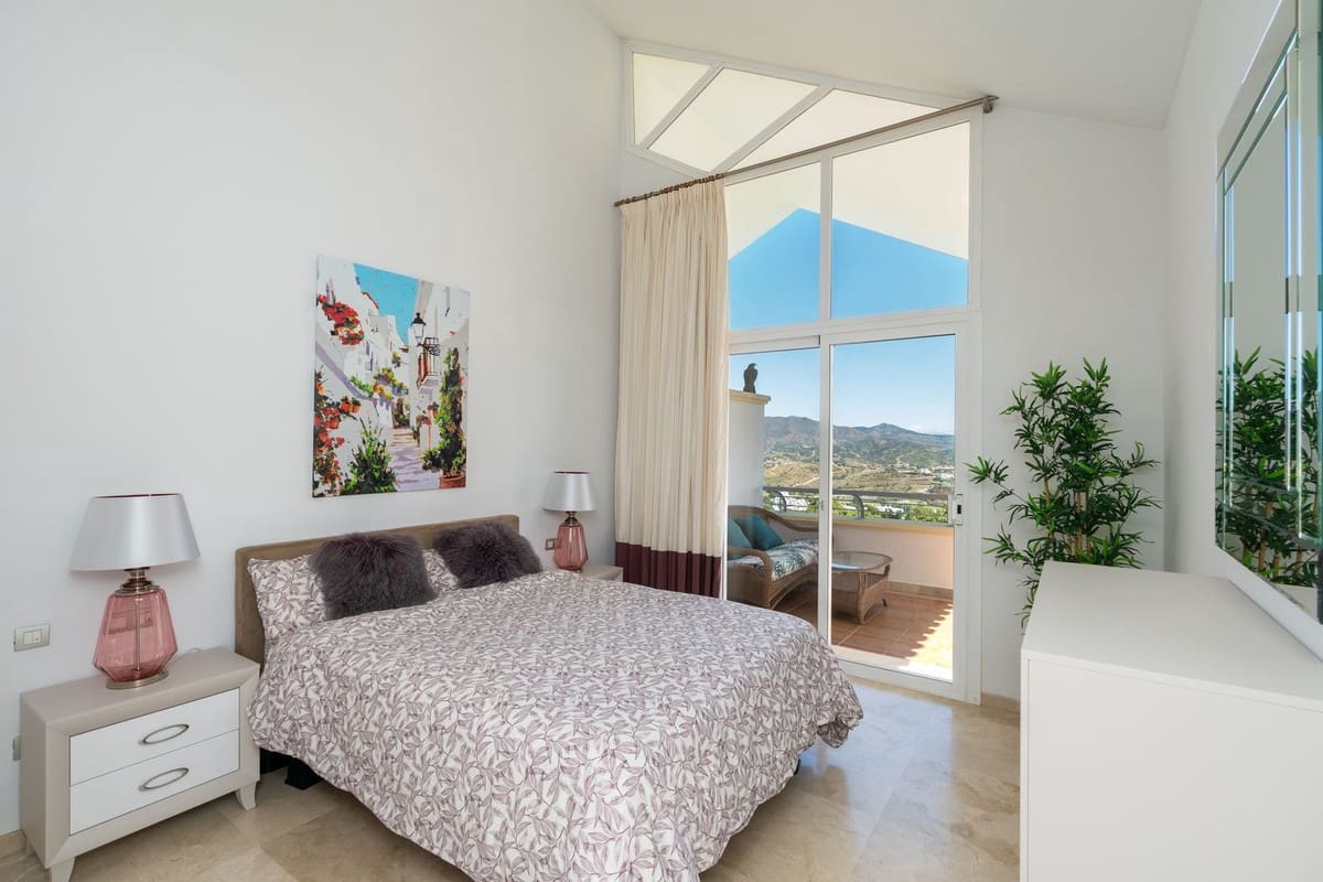 3 soveværelse Penthouse til salg i La Cala Golf med swimmingpool garage - € 525.000 (Ref: 9479831)