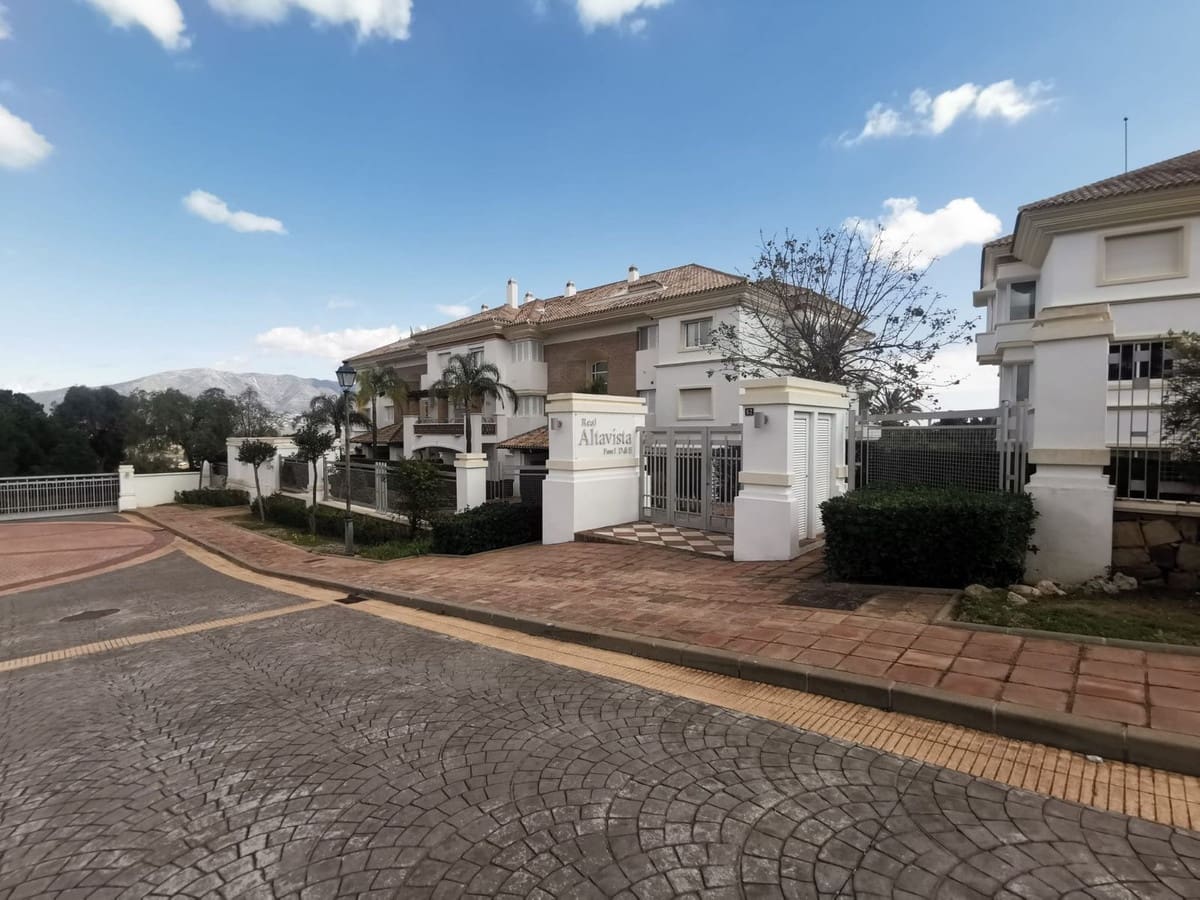 3 soveværelse Penthouse til salg i La Cala Golf med swimmingpool - € 525.000 (Ref: 9479832)