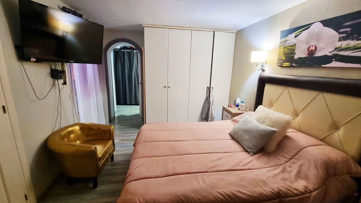 Chalet de 3 habitaciones en El Faro en venta - 525.000 € (Ref: 9479834)