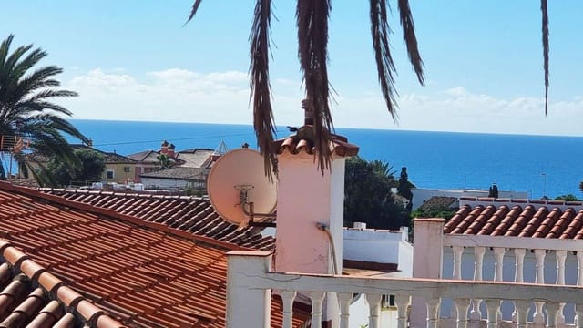 Chalet de 3 habitaciones en El Faro, Mijas en venta - 525.000 € (Ref: 9479834)