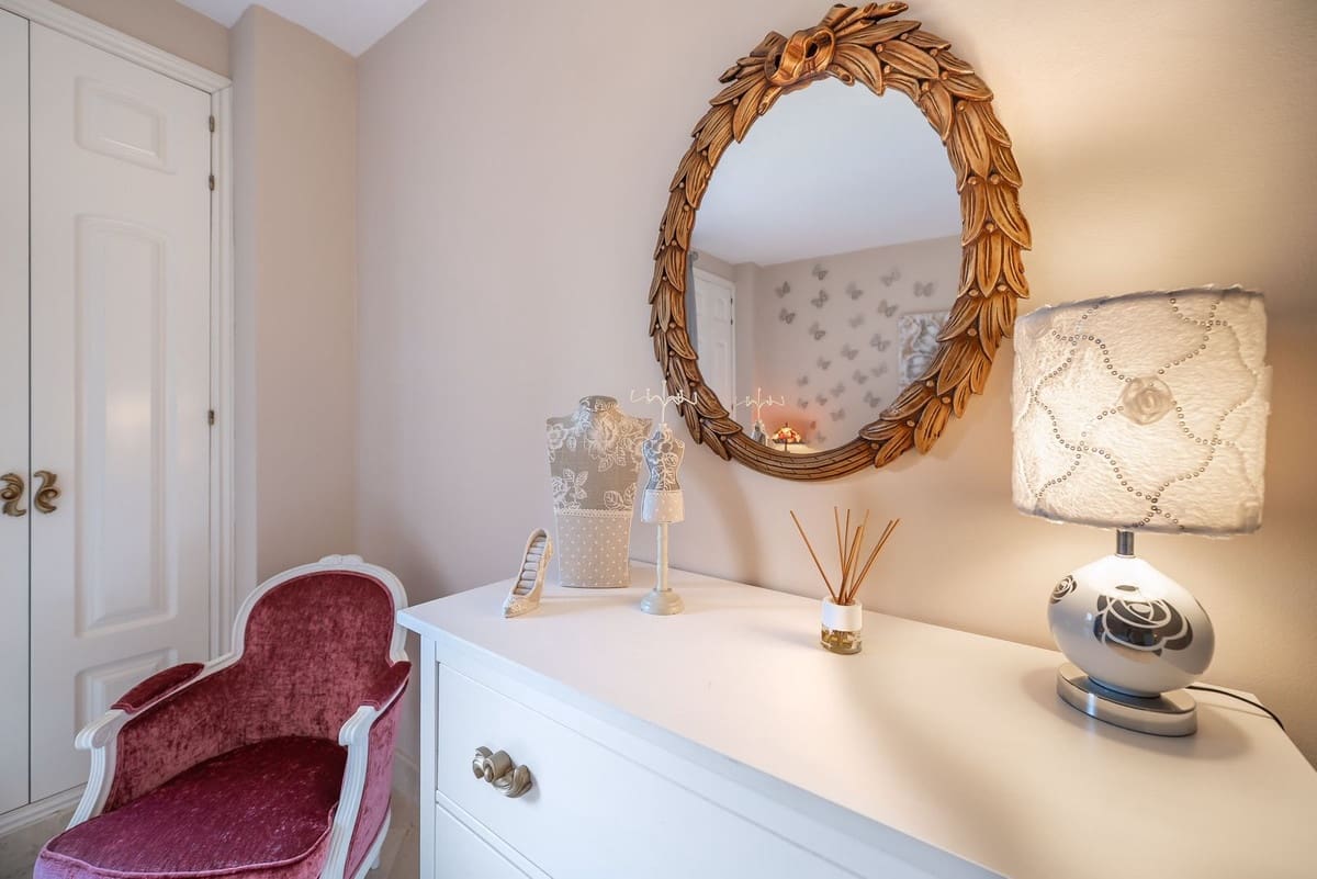 3 bedroom Apartment for sale in Elviria with pool garage - € 530,000 (Ref: 9479841)