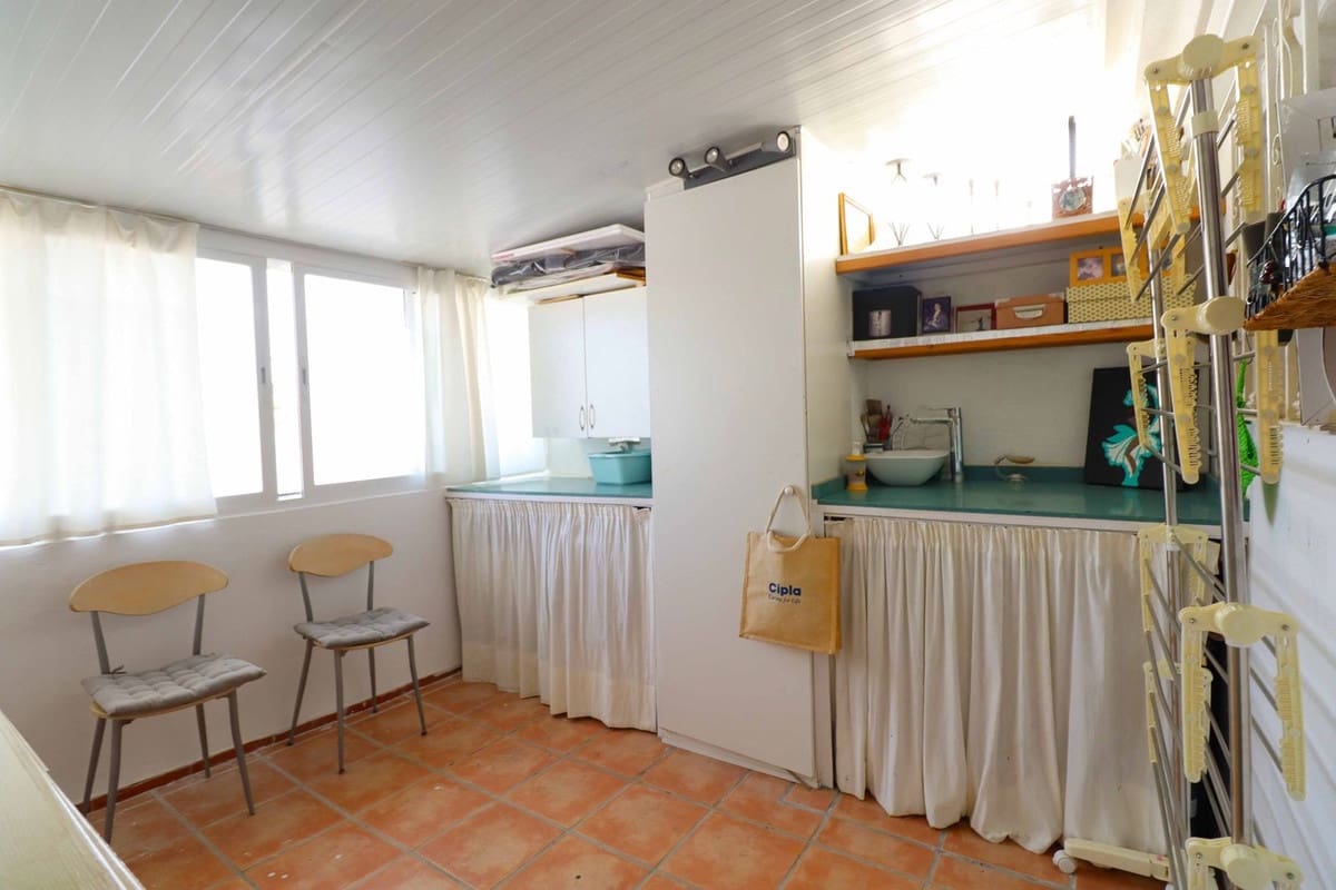 4 makuuhuone Omakotitalo myytävänä paikassa Atalaya-Isdabe mukana uima-altaan - 530 000 € (Ref: 9479843)