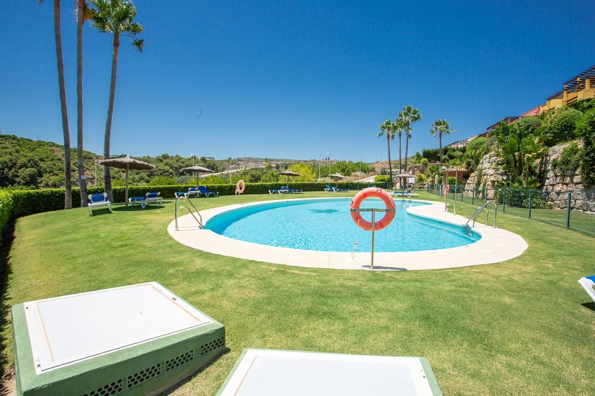 3 slaapkamer Penthouse te koop in Bahia de Casares met zwembad garage - € 535.000 (Ref: 9479851)