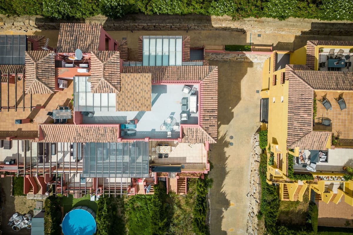 3 slaapkamer Penthouse te koop in Bahia de Casares met zwembad garage - € 535.000 (Ref: 9479851)