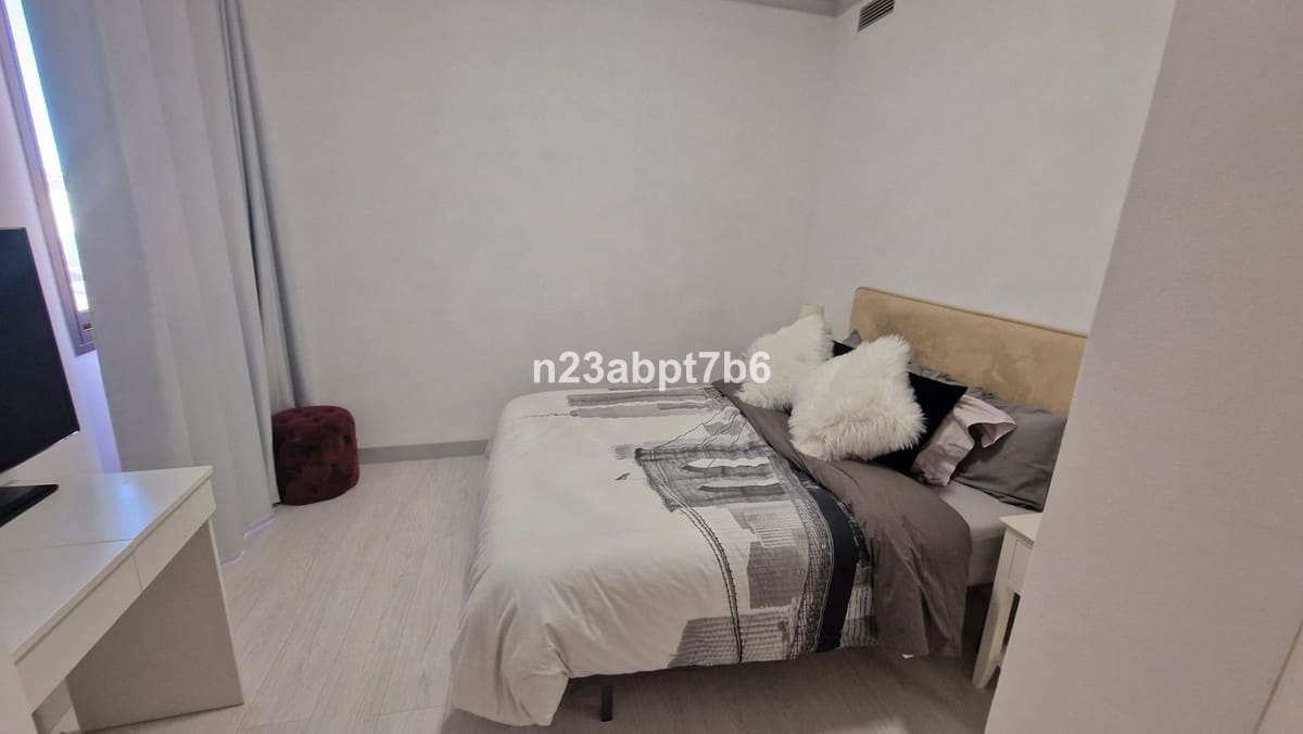 3 bedroom Penthouse for sale in El Paraiso with pool garage - € 540,000 (Ref: 9479860)