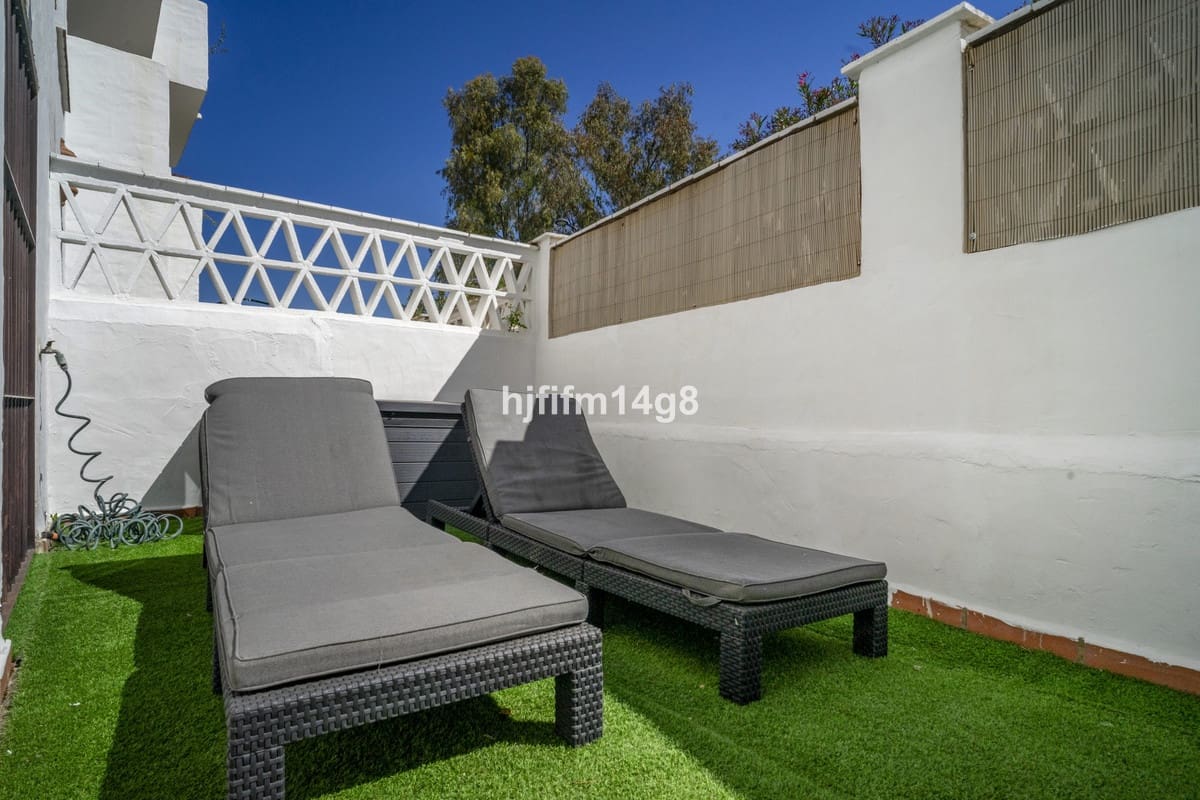 3 soveværelse Lejlighed til salg i Nueva Andalucia med swimmingpool - € 545.000 (Ref: 9479862)