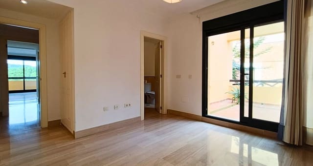 3 soveværelse Lejlighed til salg i Sotogrande Alto, San Roque med swimmingpool - € 545.000 (Ref: 9479864)