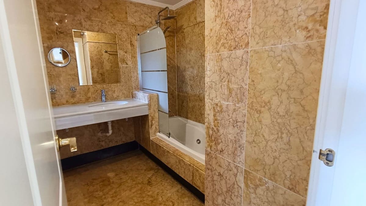 3 bedroom Apartment for sale in Sotogrande with pool - € 545,000 (Ref: 9479864)