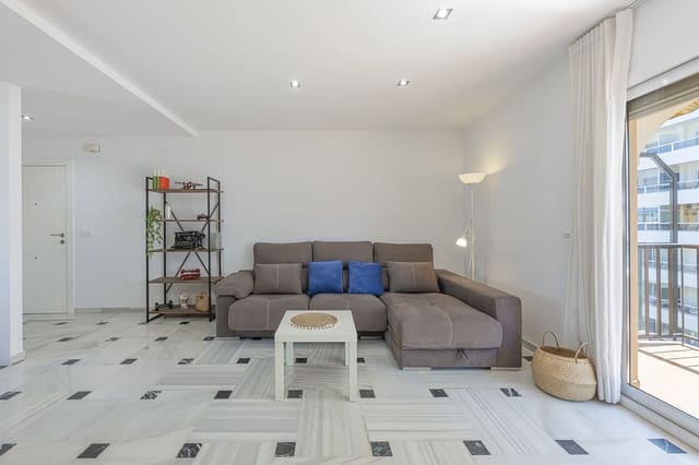 3 soverom Penthouse til salgs i Centro ciudad, Fuengirola med garasje - € 545 000 (Ref: 9479865)